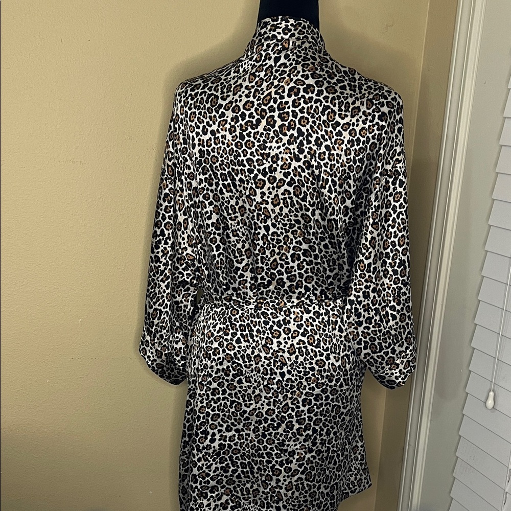 Victoria's Secret Animal Print Satin Robe - Picture 2 of 8